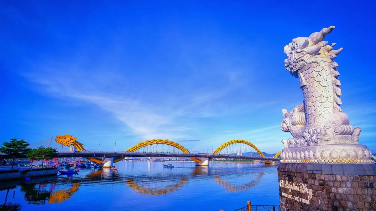 Đất vàng Đà Nẵng slide