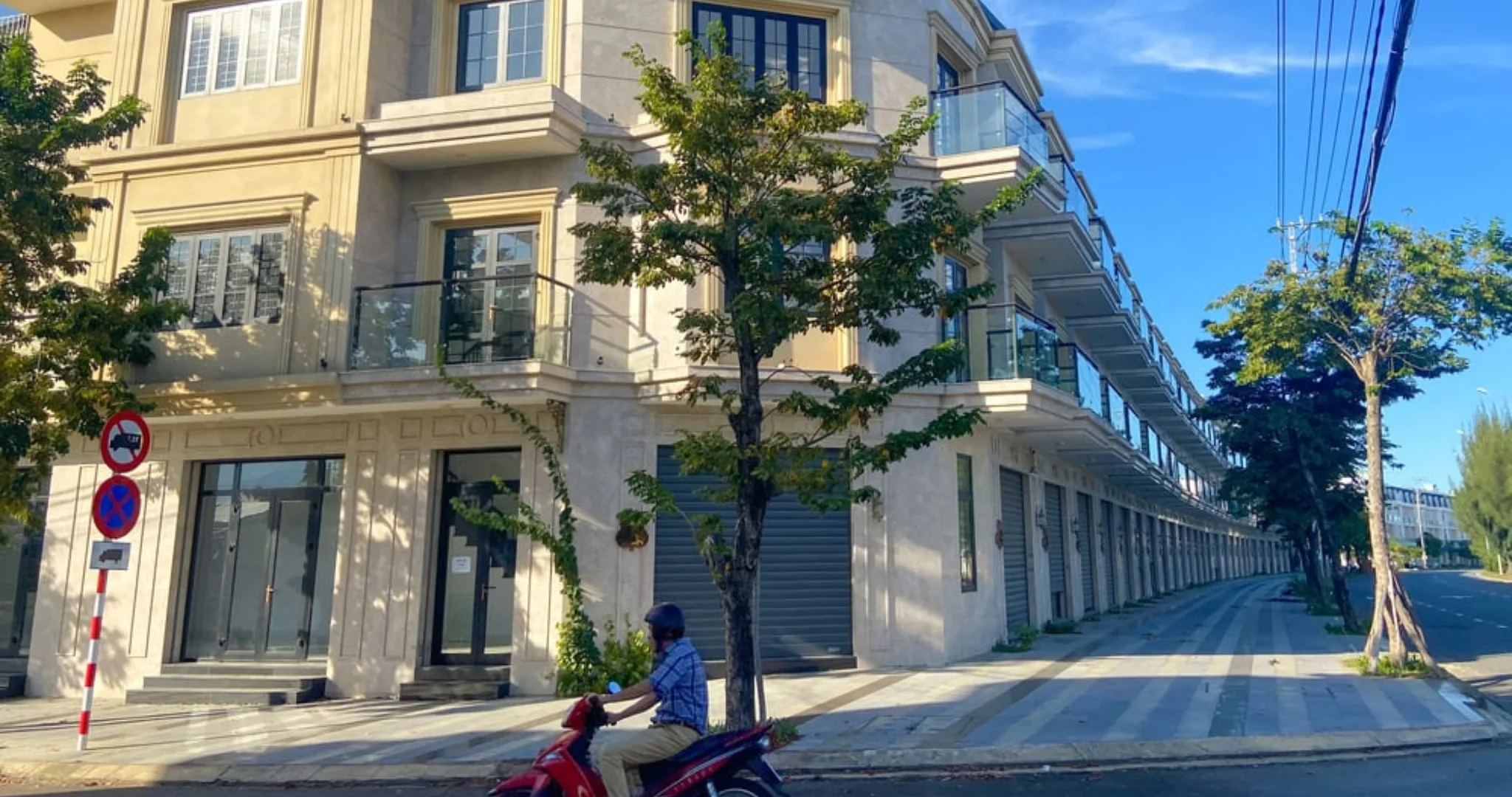 Cho thuê shophouse kinh doanh