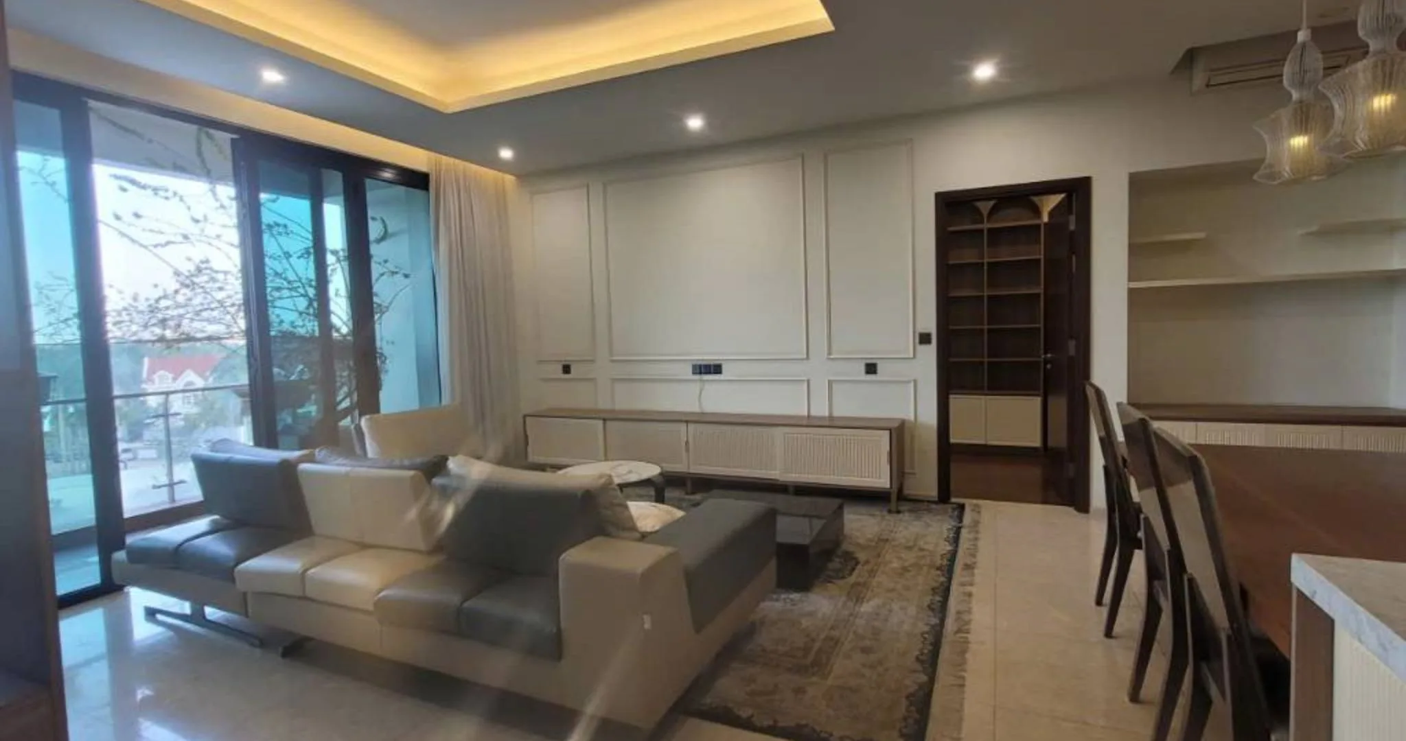 Thue Ngay Shophouse Kinh Doanh